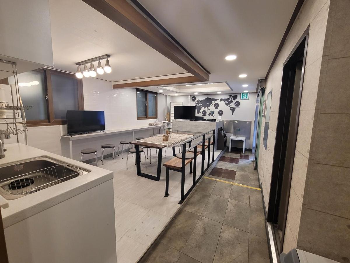 Olive Hostel Myeongdong ソウル特別市 エクステリア 写真