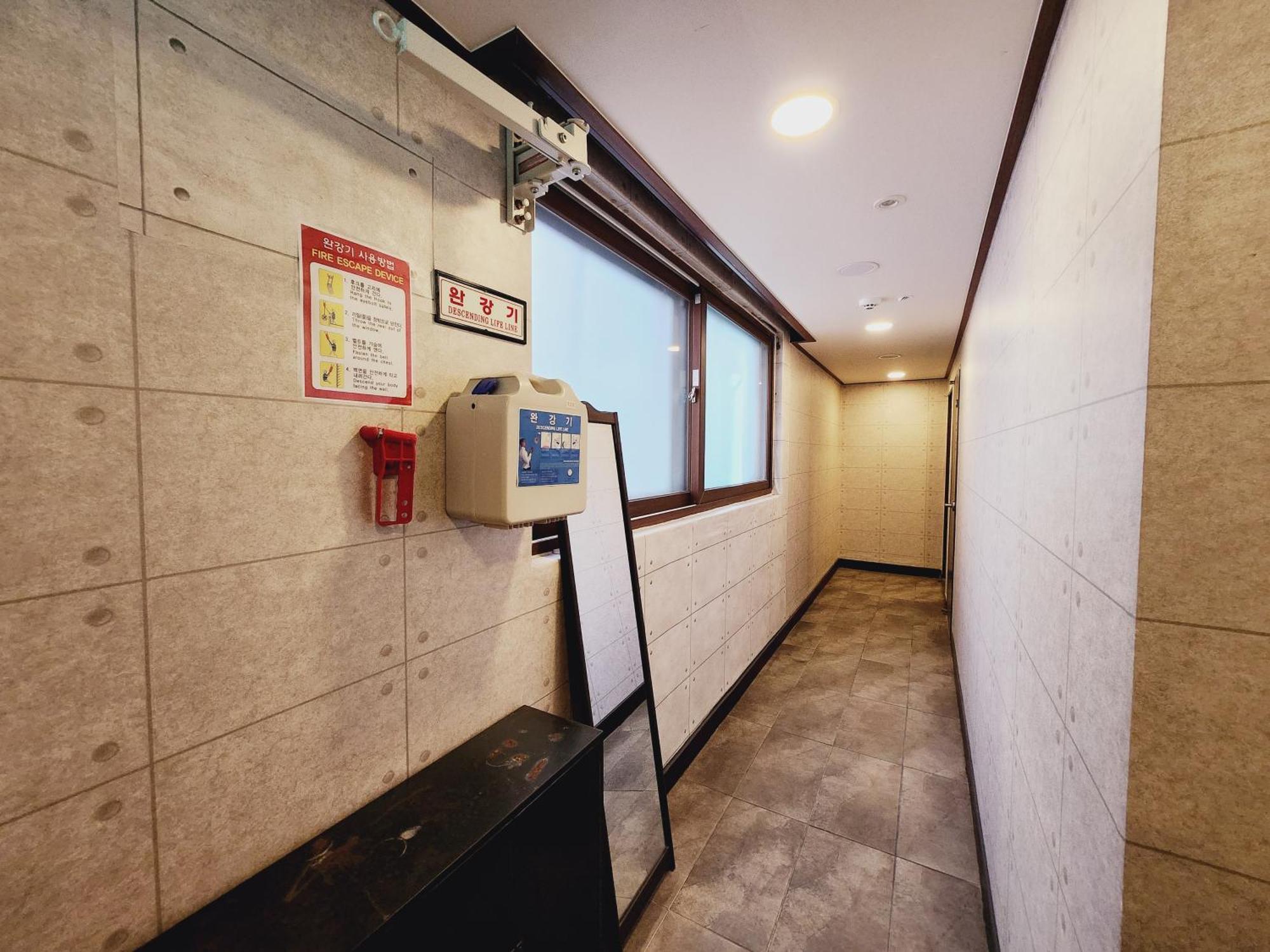 オリーブ ホステル ミョンドン ソウル特別市 エクステリア 写真