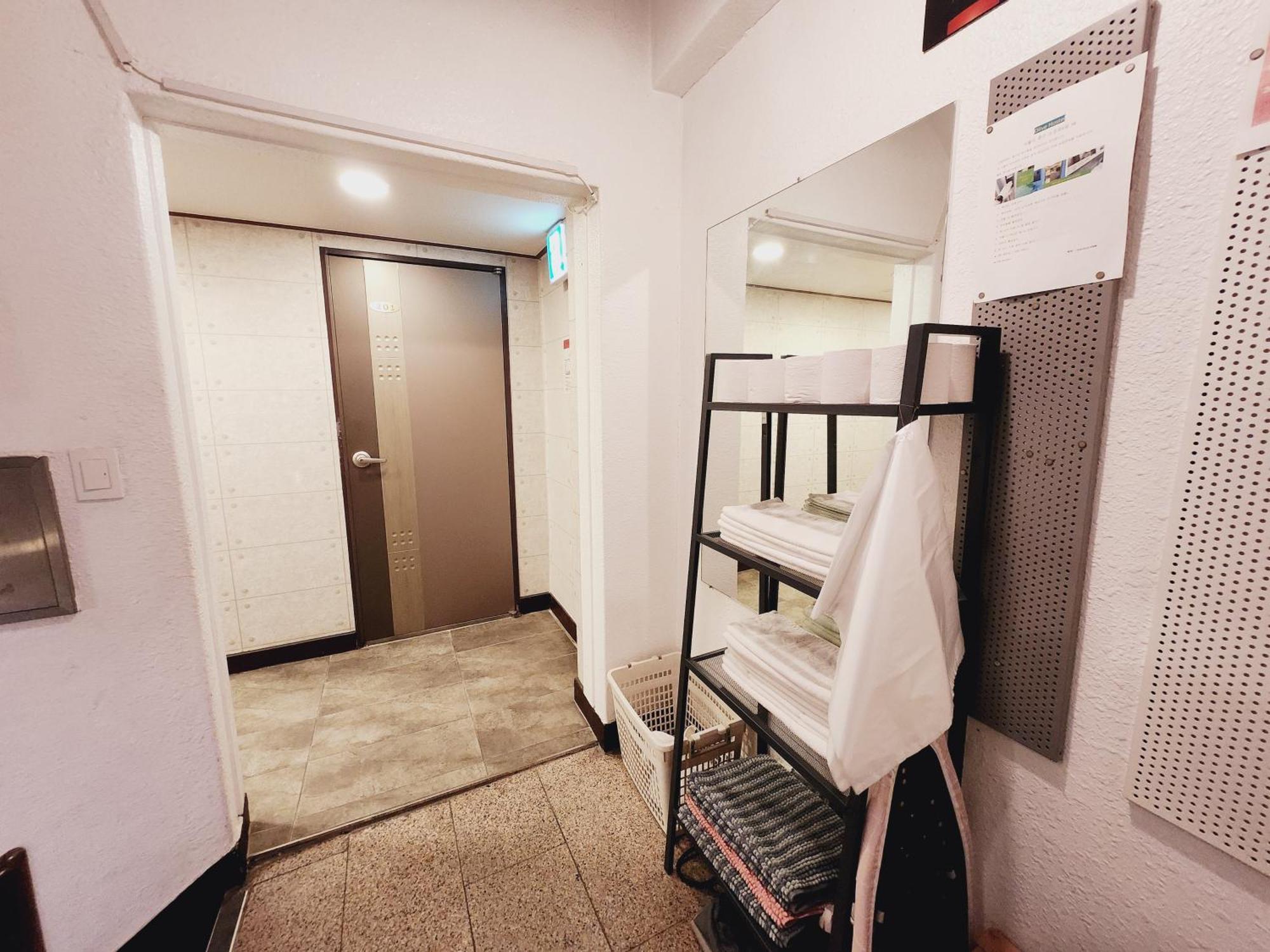 オリーブ ホステル ミョンドン ソウル特別市 エクステリア 写真